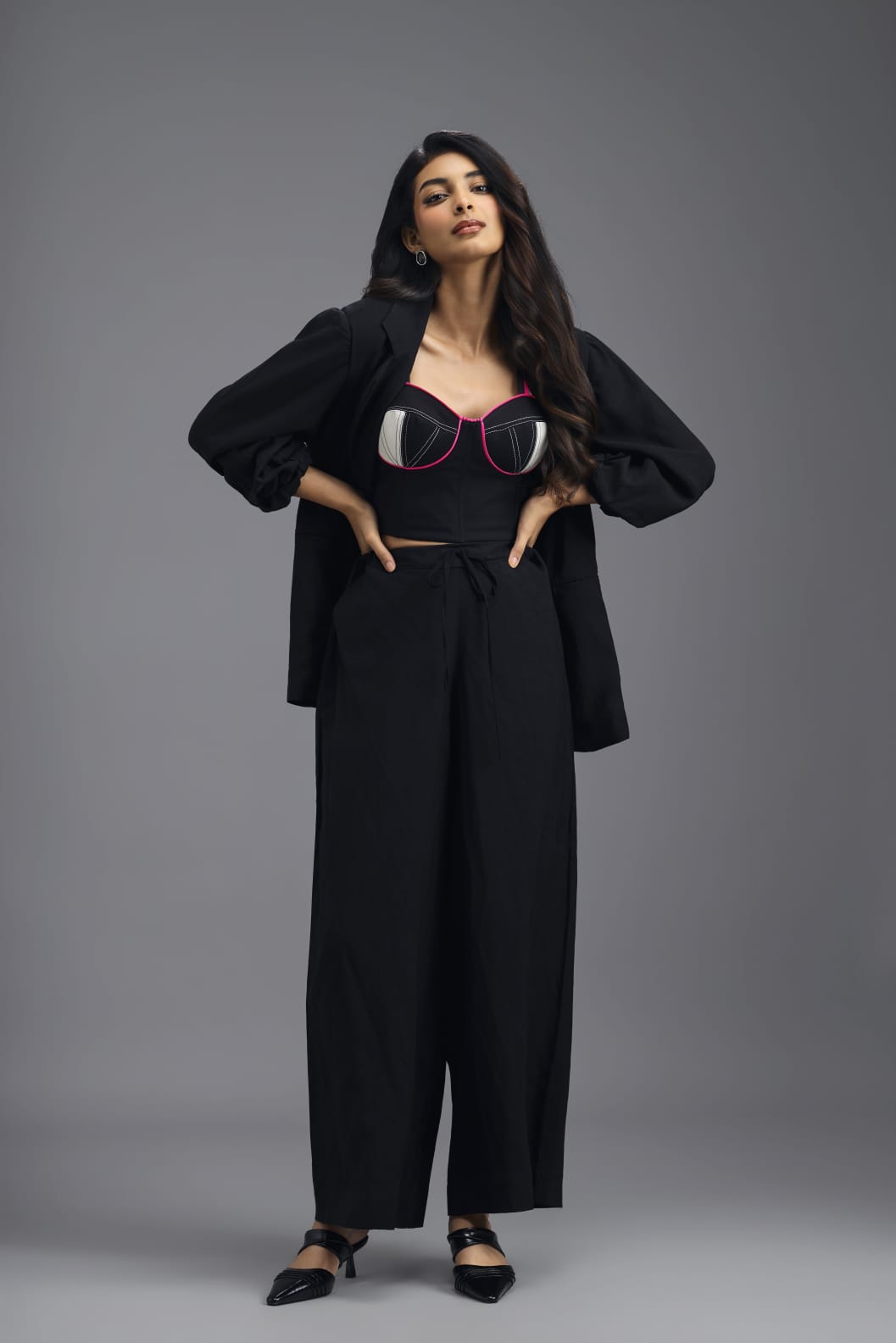 BLACK RELAXED BLAZER WITH VOLUMINOUS SLEEVES