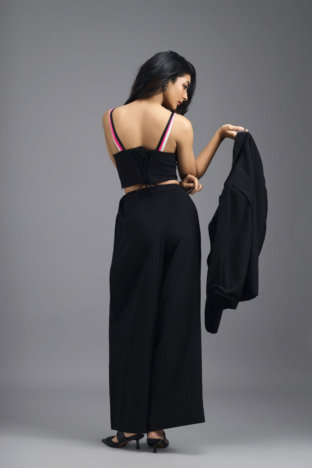 BLACK RELAXED BLAZER WITH VOLUMINOUS SLEEVES