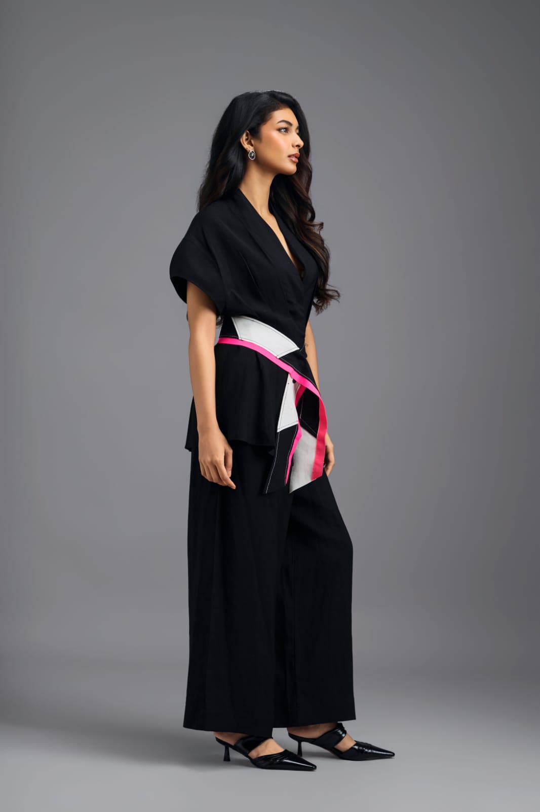 BLACK TAILORED FLARED PANTS