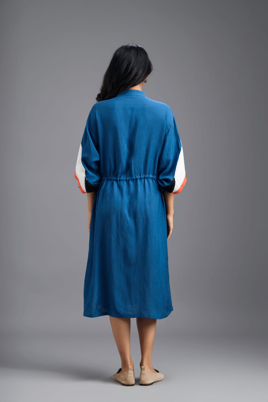 BLUE RELAXED FIT MIDI DRESS WITH NEON CONTRAST PANEL DETAIL
