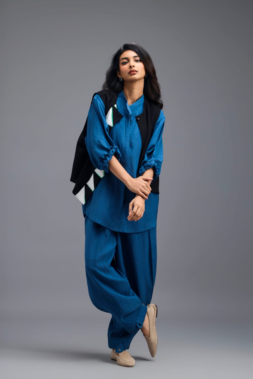 BLACK CO-ORD SET WITH NEON PIPED JACKET, BLUE SHIRT AND LINEN PANTS
