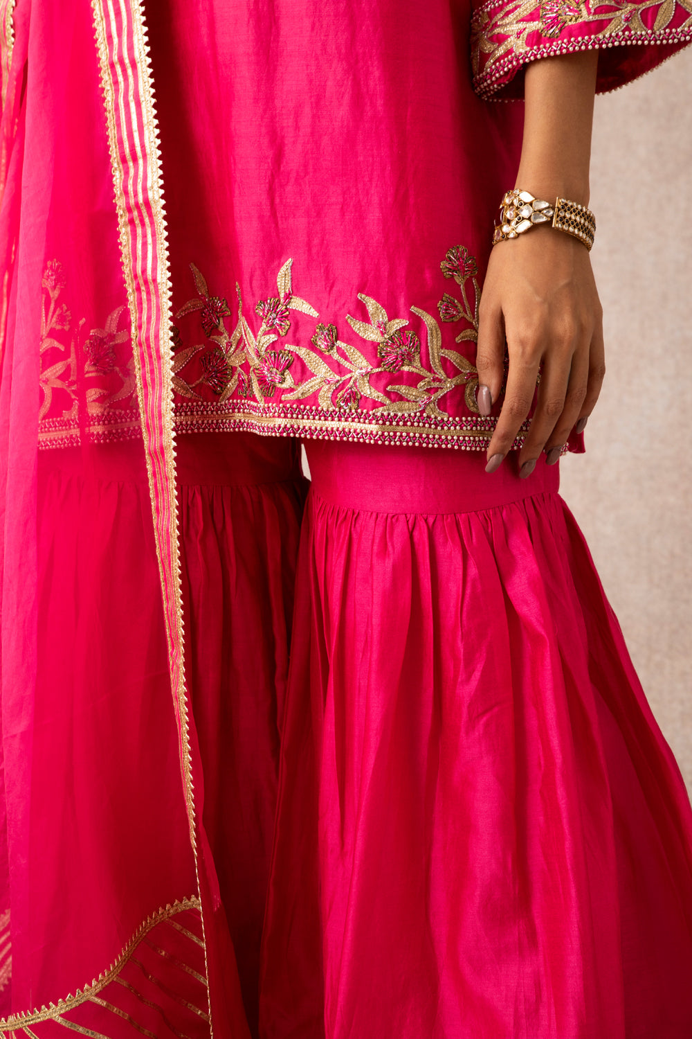 Rani Pink Mehr Short Scalloped Kurta Set with Gota Garara