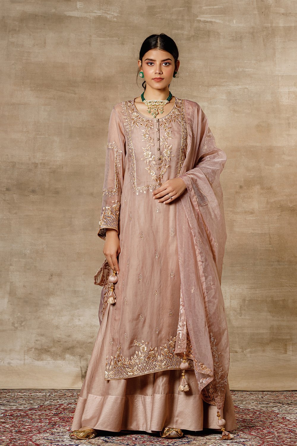 Baadla - ajieshoberoi