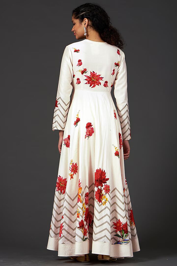 Digital Pinted Anarkali Paired Up With Churidar And Dupatta