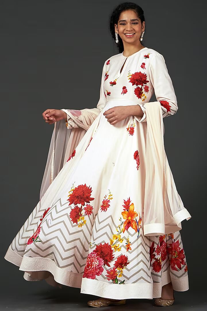 Digital Pinted Anarkali Paired Up With Churidar And Dupatta