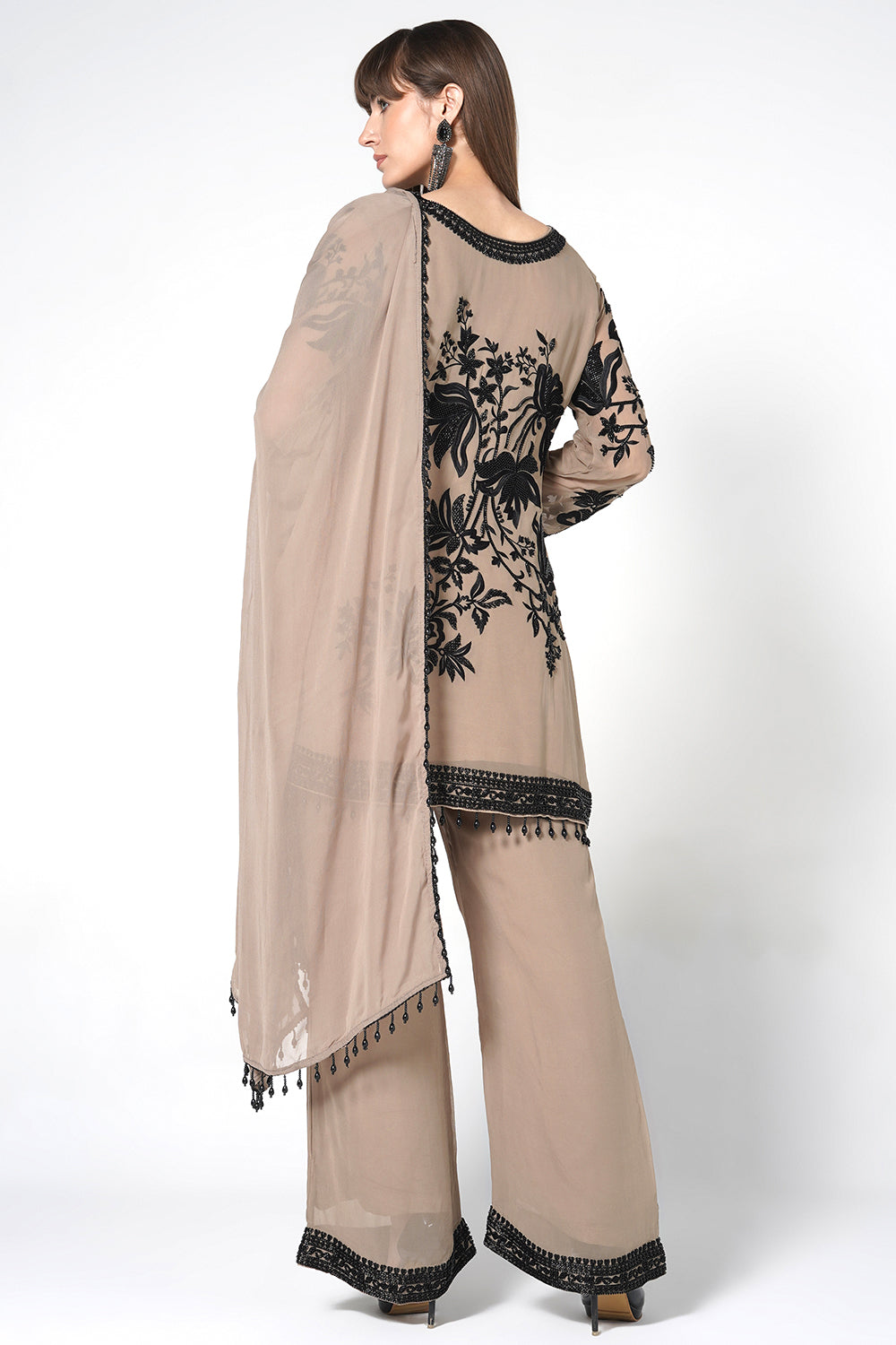Black Georgette Kurta Set with Contrast White Floral Embroidery