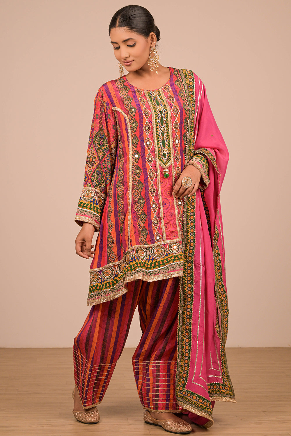 Magenta Crepe Suit Set with Farsi Salwar with Canvas Tote Bag