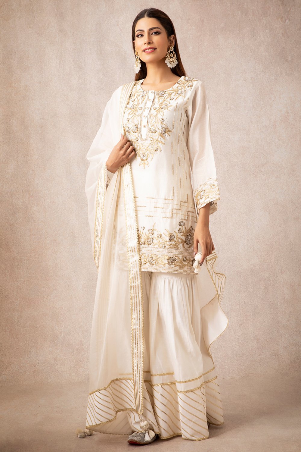 Ivory Short Kurta Set - ajieshoberoi