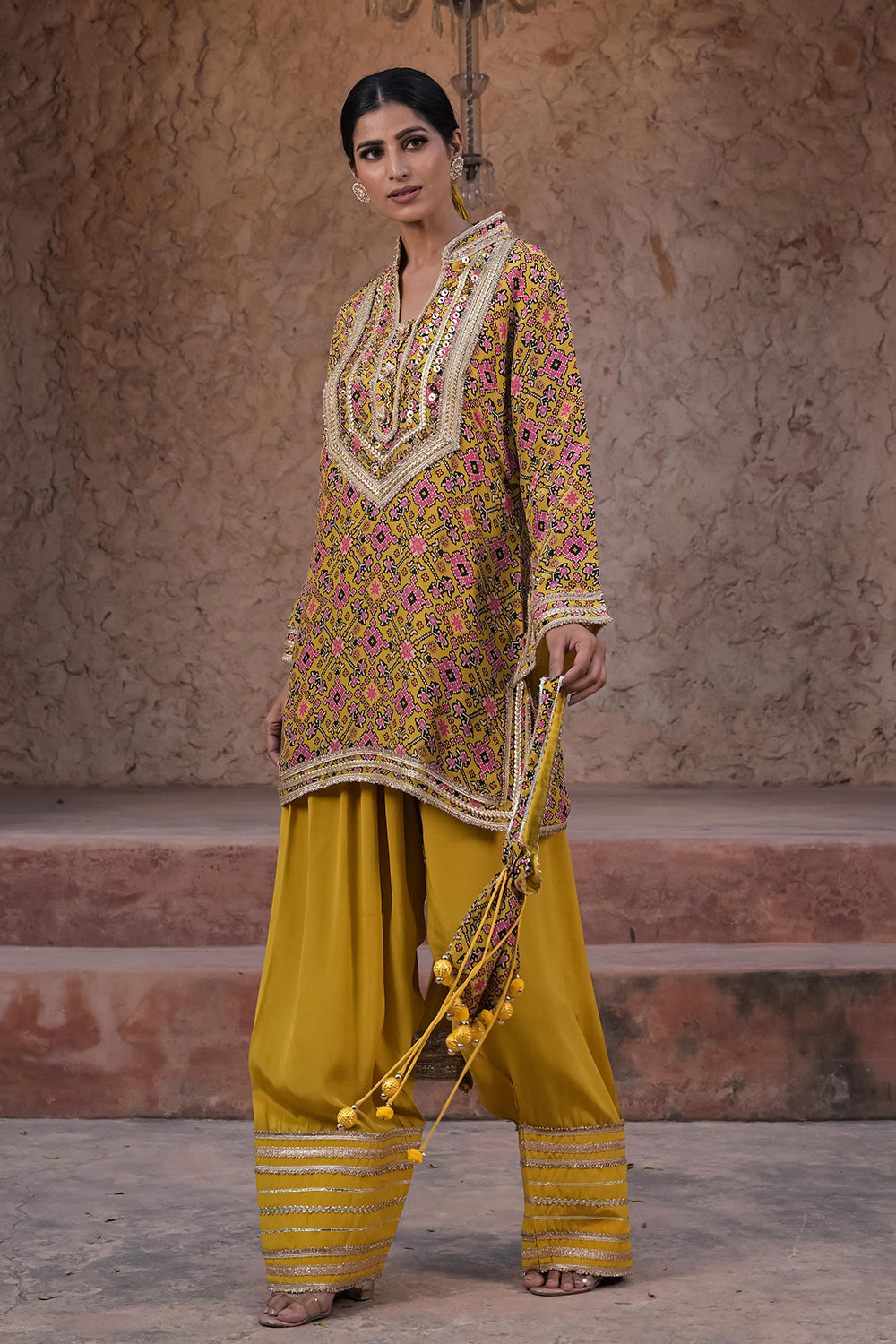 Mehandi Green Viscose Crepe Kurti Set with Ethnic Embroidery