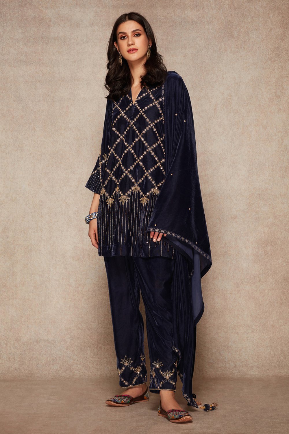 Navy Kurta Set - ajieshoberoi