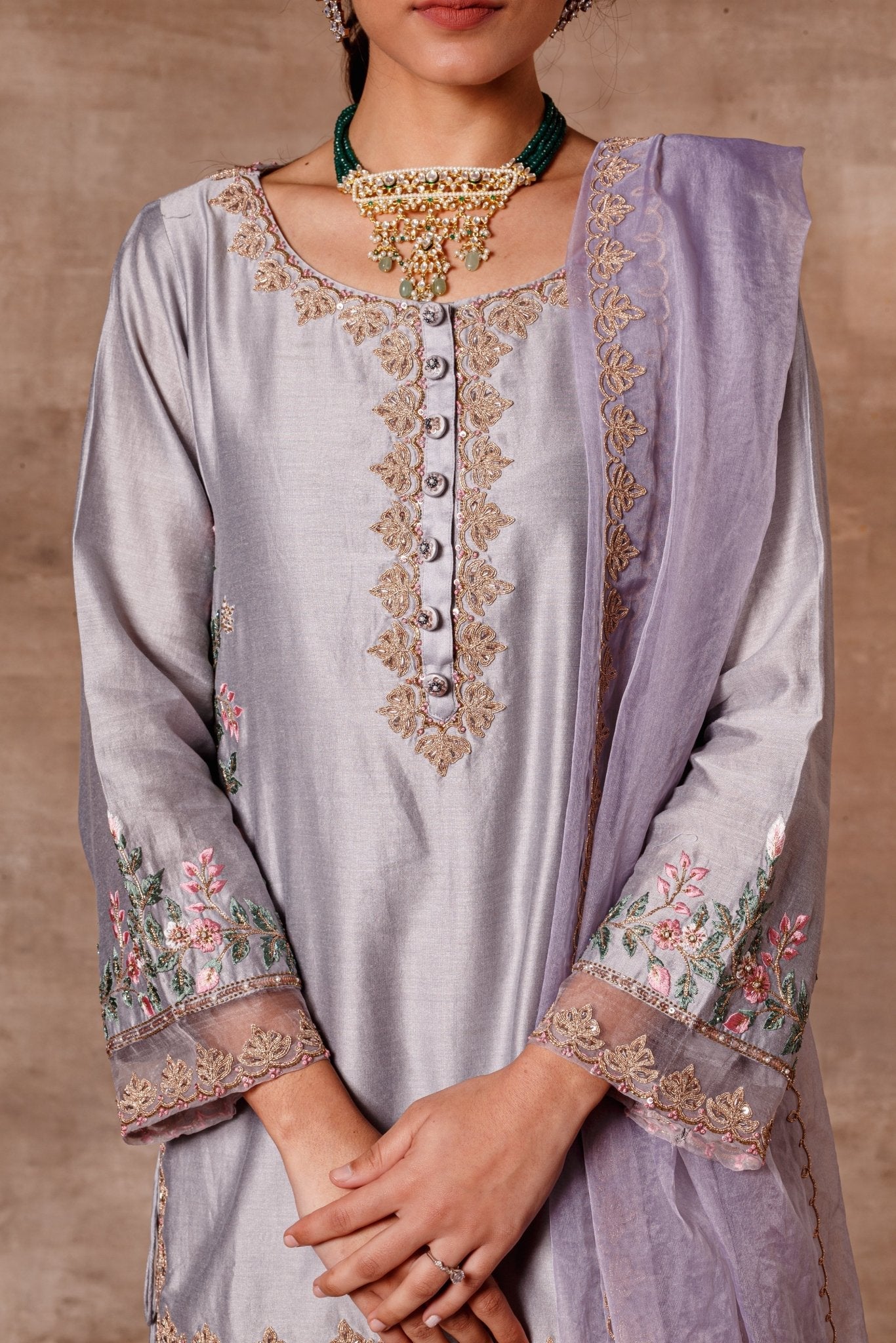 Resham - ajieshoberoi