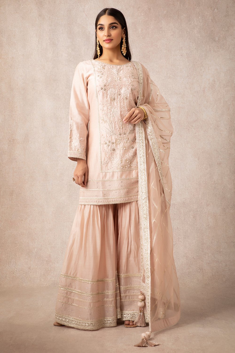 Salmon Straight Kurta Set - ajieshoberoi