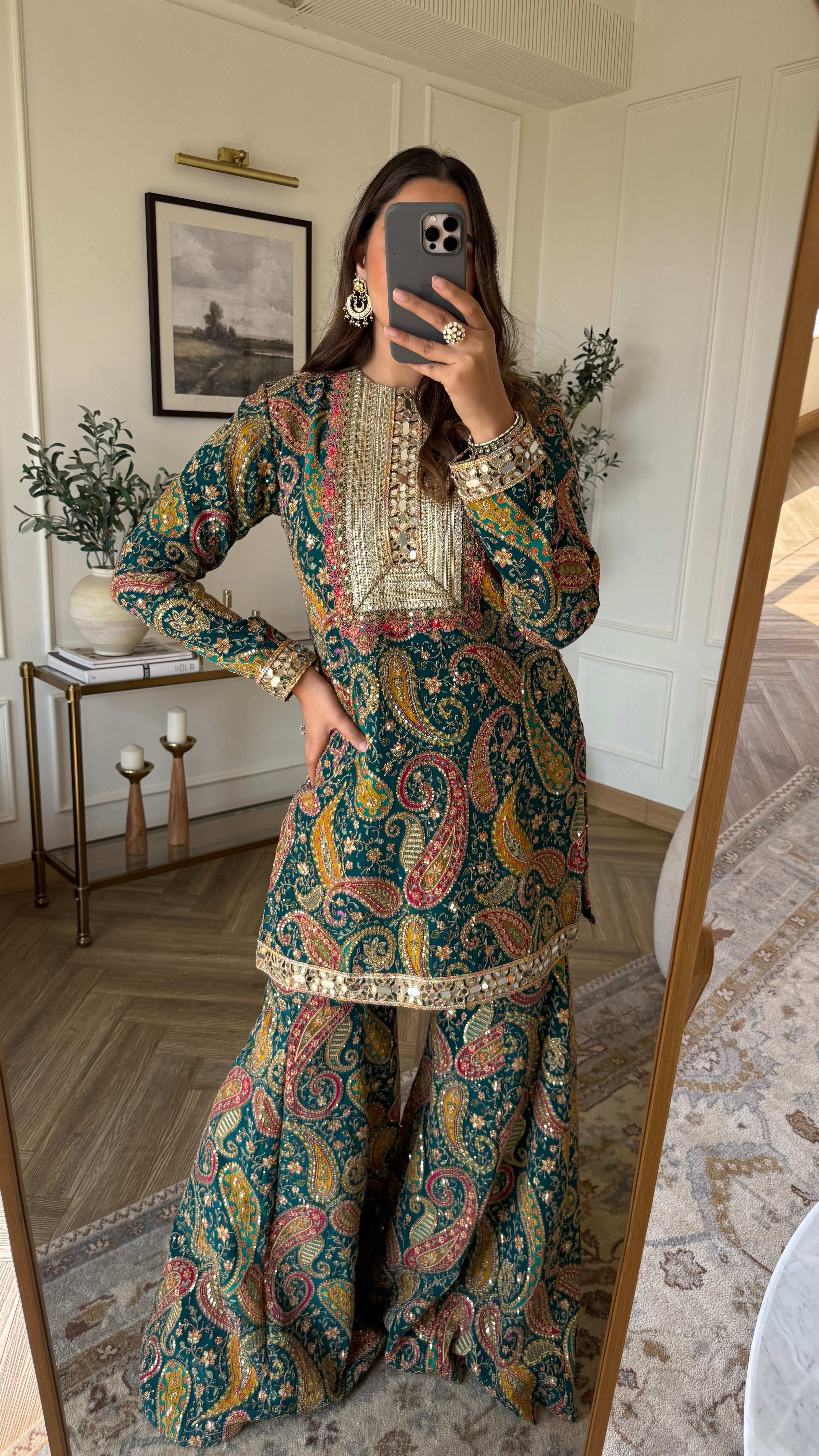Tasuvure Elizey Paisley Embroidered Sharara Set - Green