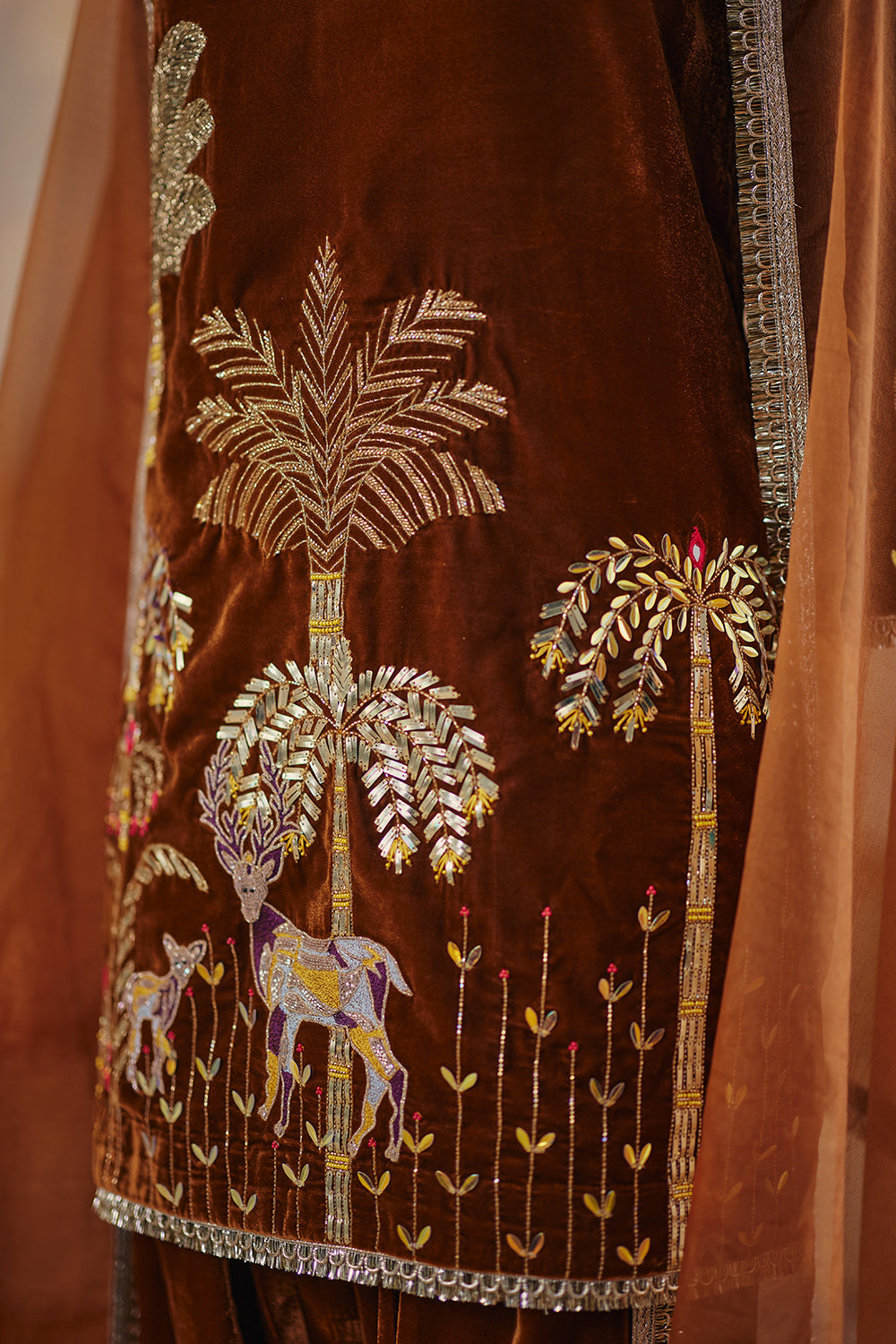 Saaz Velvet Embroidered Kurta Set with Structured Organza Dupatta