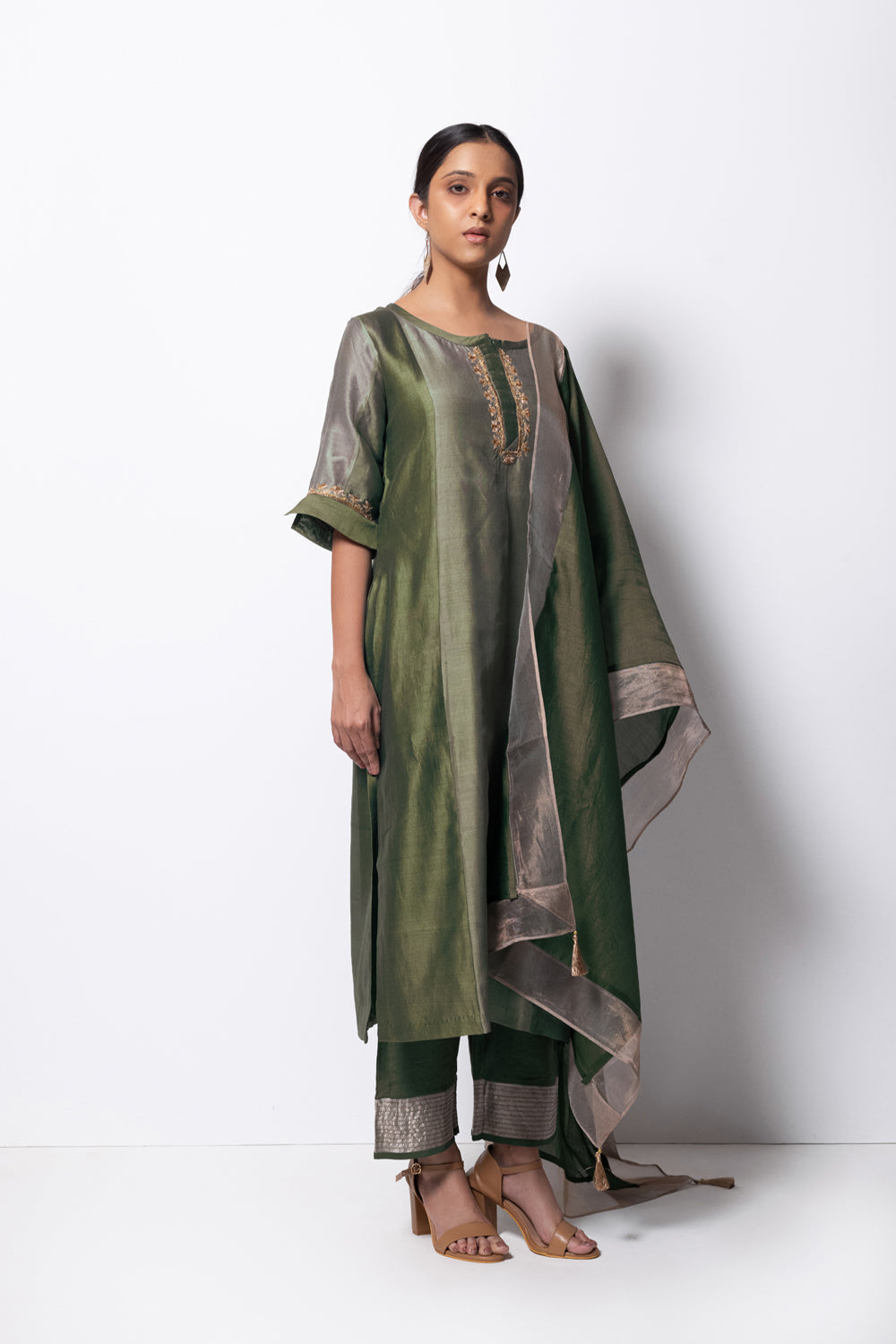 Straight Cut Kurta Full Set - Kurta, Stole, Pants, With Slip - Auraya Fashion -  - #tag1# - #tag2# - #tag3# - #tag3#