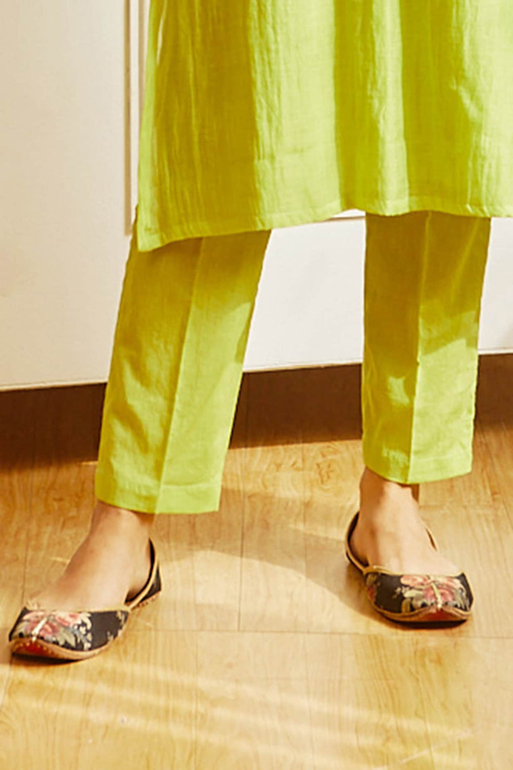 Embroidered Lime Green Kurta Set - Auraya Fashion -  - #tag1# - #tag2# - #tag3# - #tag3#