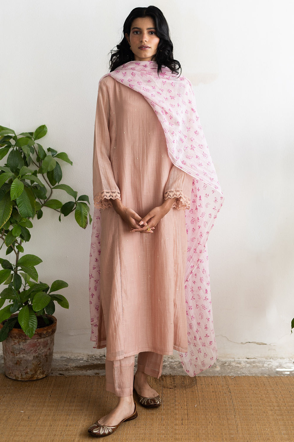 Embroidered Salmon Pink Kurta Set - Auraya Fashion - Juanita - #tag1# - #tag2# - #tag3# - #tag3#