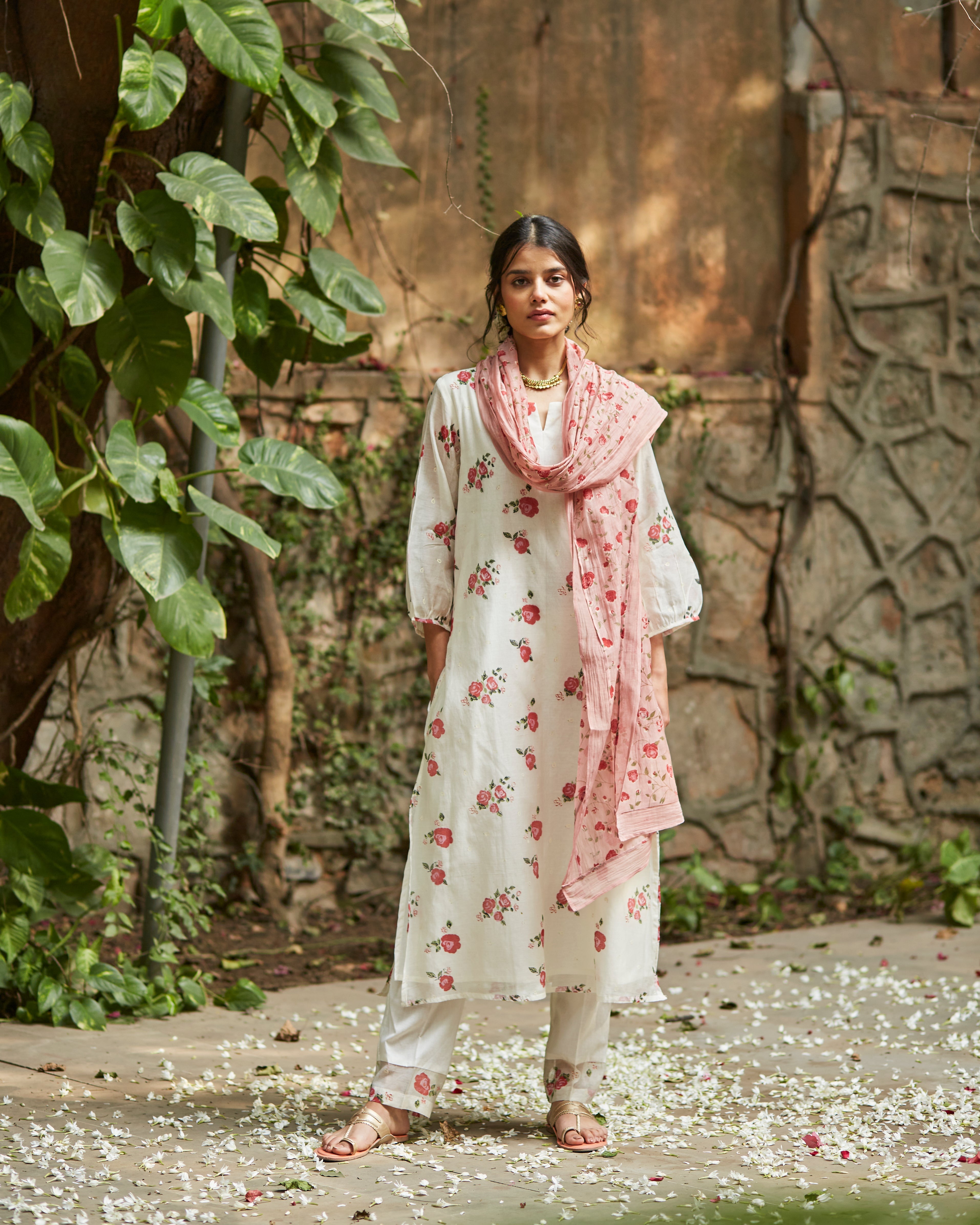 Ivory And Old Rose Kurta Set - Auraya Fashion - Juanita - #tag1# - #tag2# - #tag3# - #tag3#