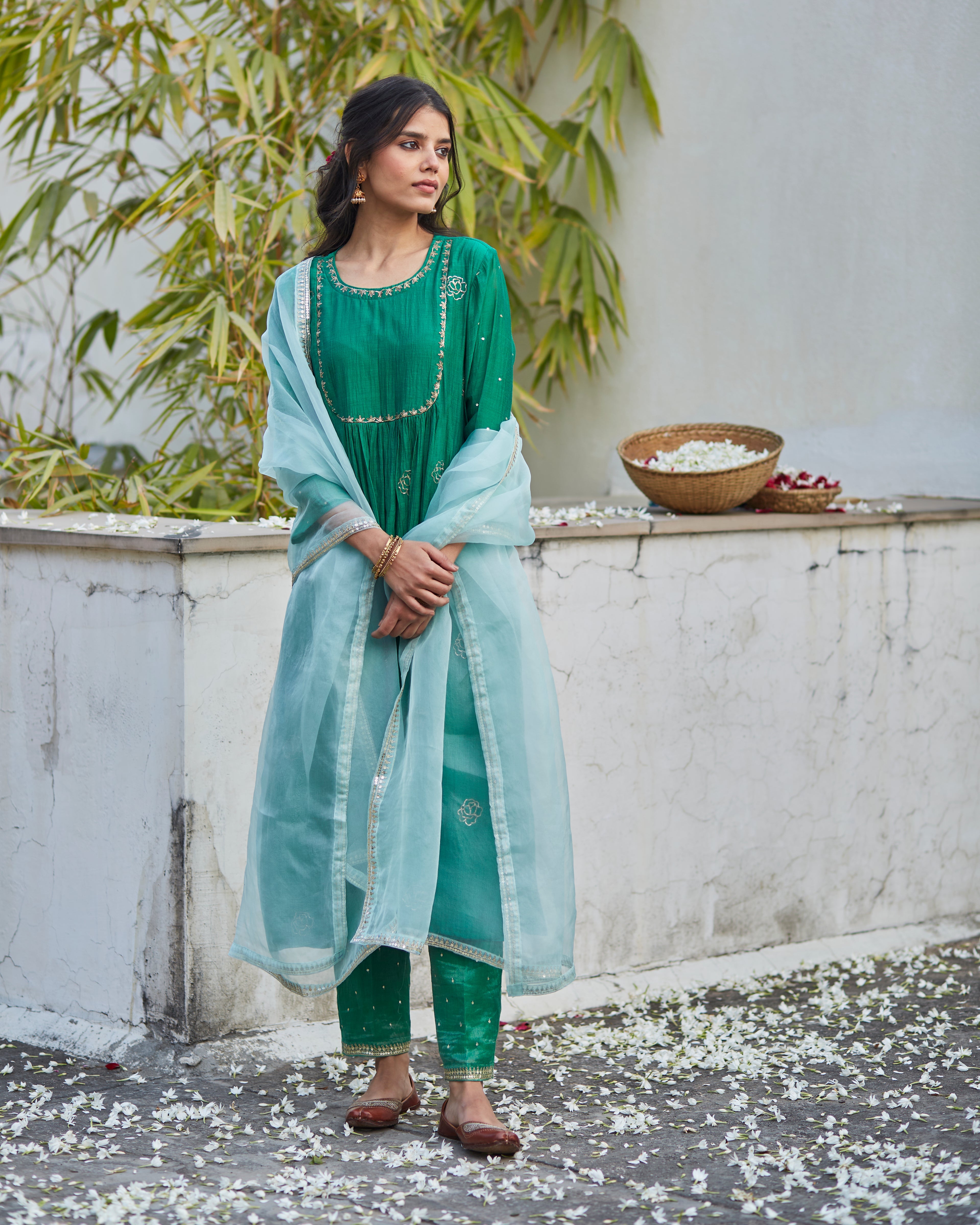 Green Kurta Set - Auraya Fashion - Juanita - #tag1# - #tag2# - #tag3# - #tag3#