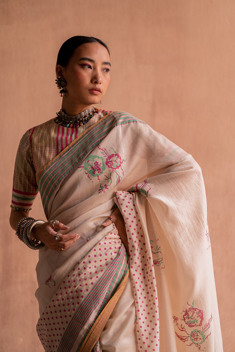 Yamuna Sari