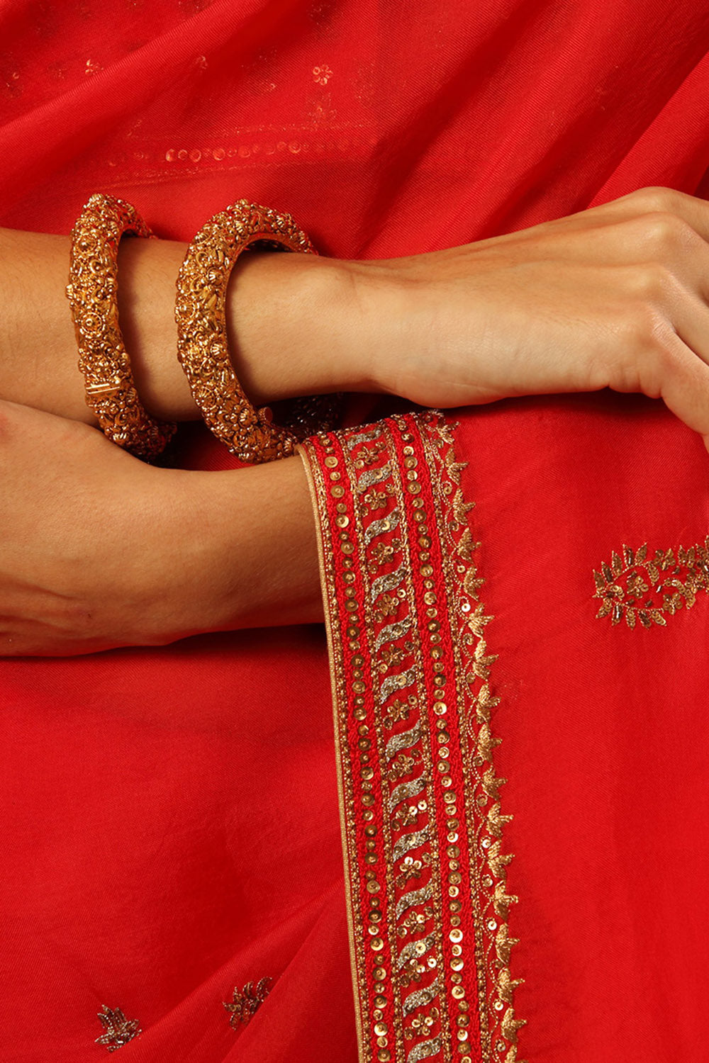 Handwoven Tomato Red Silk Organza Saree Set - Auraya Fashion -  - #tag1# - #tag2# - #tag3# - #tag3#