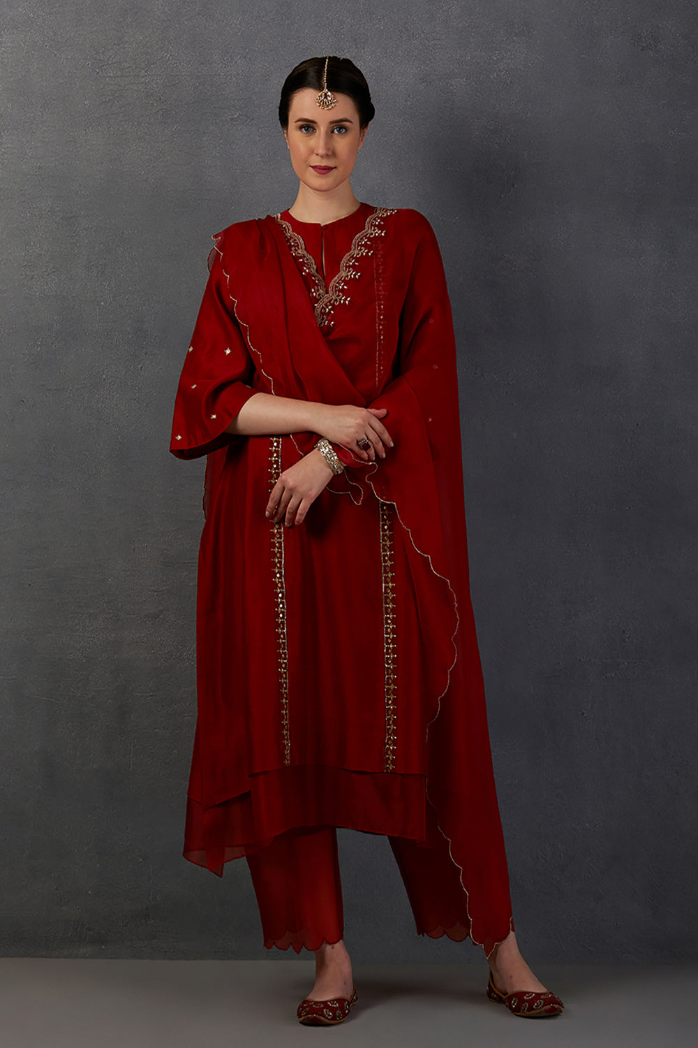 Red Embroidered Kurta Set (Ymn-13A) - Auraya Fashion - Anju Modi - #tag1# - #tag2# - #tag3# - #tag3#